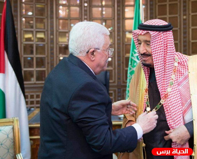 الرئيس عباس يقدم التعازي للعاهل السعودي وولي العهد بضحايا الطائرة الملكية